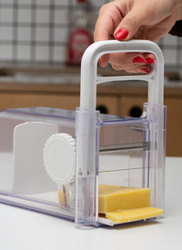 Jolliman's All-in-One Stay Fresh Cheese Storer & Grater