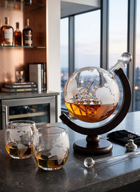 Whiskey Decanter | Globe Shape With Glasses