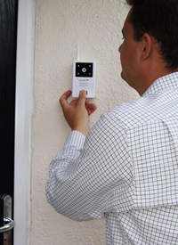 WIRELESS VIDEO DOORBELL