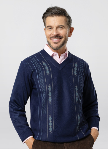 Men�s Diamond Pattern V-Neck Jumper