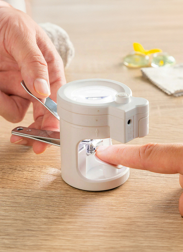 Magnifying Nail Cutter