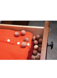 CEDAR WOOD BALLS