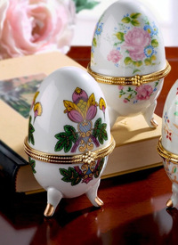 Decoration Egg with Storage Set of 4