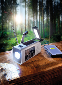 3-in-1 Battery, Solar and Hand Crank Radio
