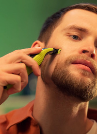 Philips OneBlade 360 Electric Beard Trimmer & Shaver Philips OneBlade 360 Electric Beard Trimmer & Shaver