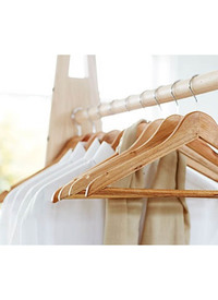 2 PACK WOODEN HANGERS