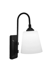 Easy attachable wall lamp