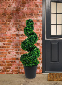 Solar Topiary Outdoor Garden Plants Solar Topiary Outdoor Garden Plants