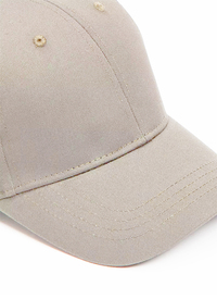 Lightweight Baseball Cap 