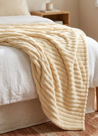 Luxurious Faux Rabbit Fur Throw Blanket 